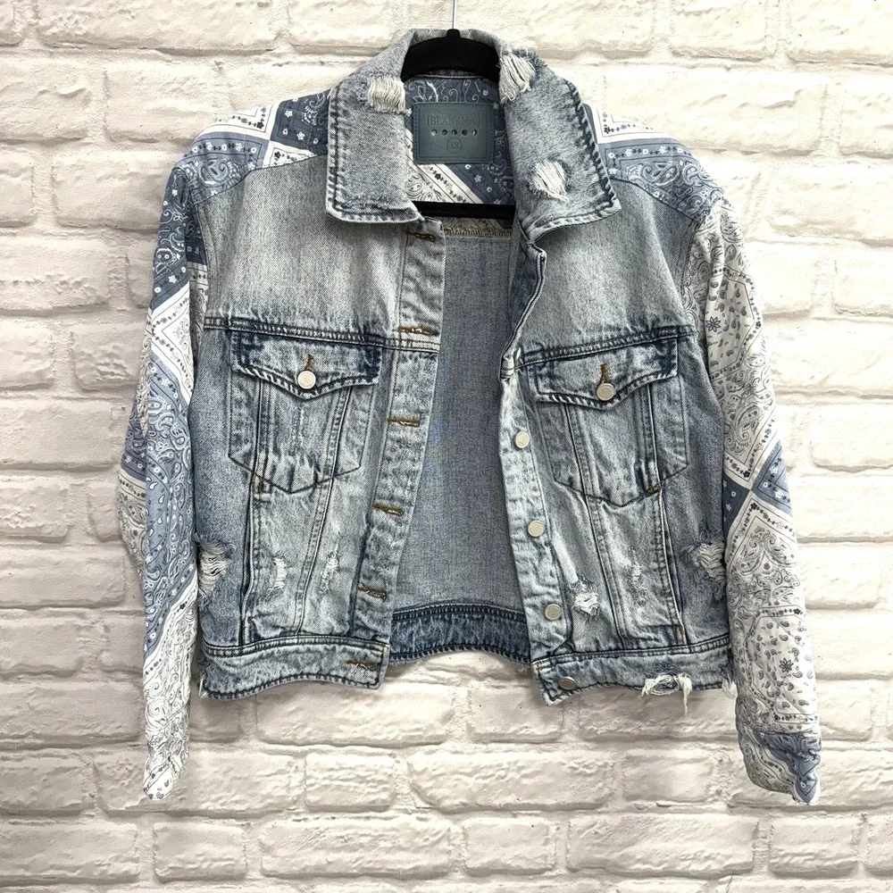 BlankNYC Anthropology Ladies Distressed Denim Blue Jean Jacket Size XS Patchwork